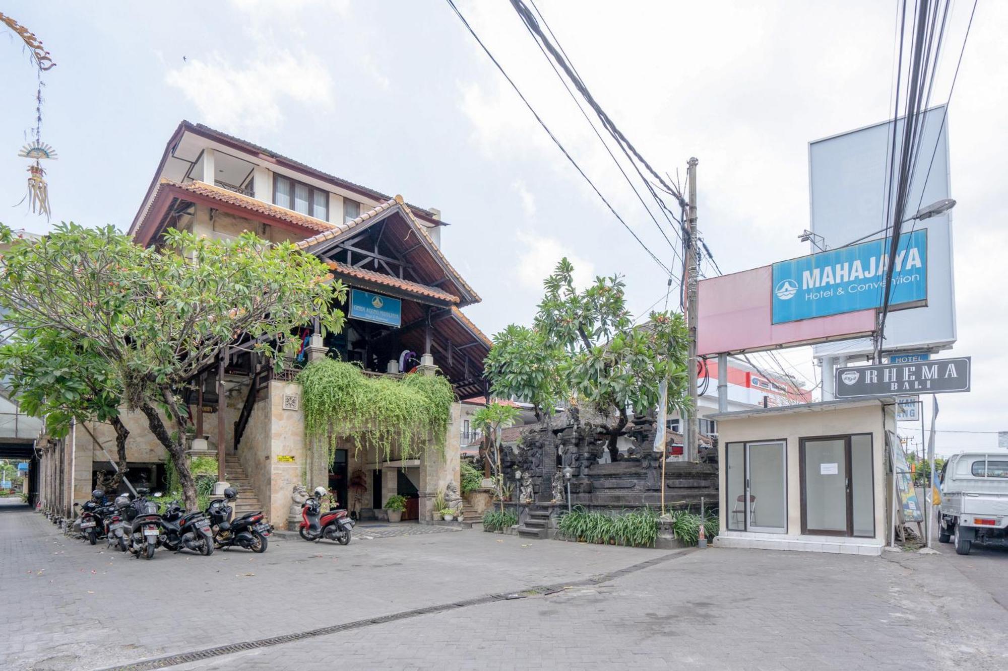 Reddoorz Plus At Mahajaya Hotel Denpasar Exterior photo
