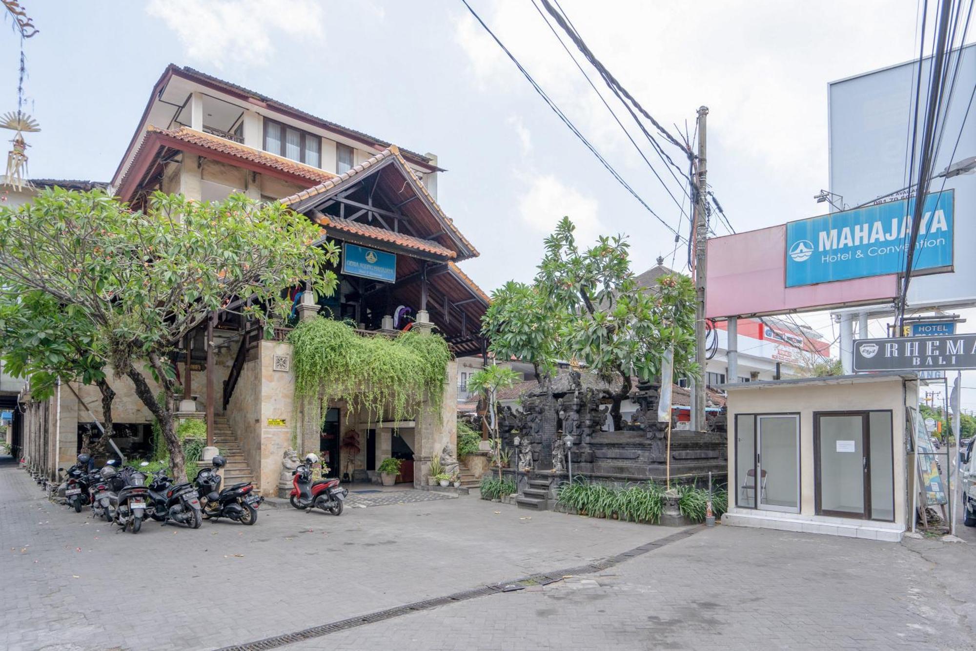 Reddoorz Plus At Mahajaya Hotel Denpasar Exterior photo