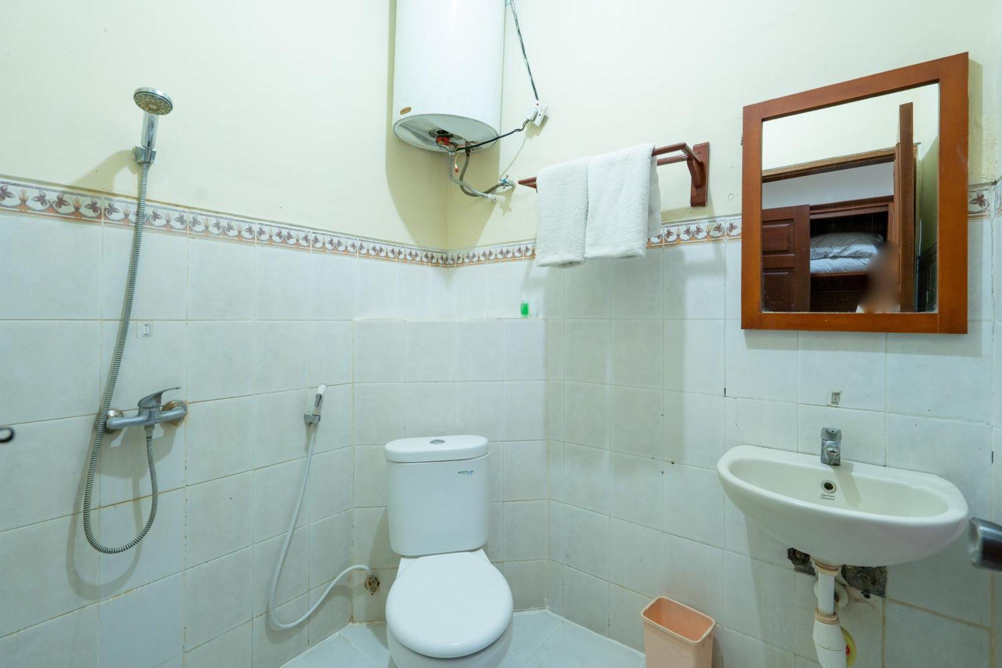Reddoorz Plus At Mahajaya Hotel Denpasar Exterior photo
